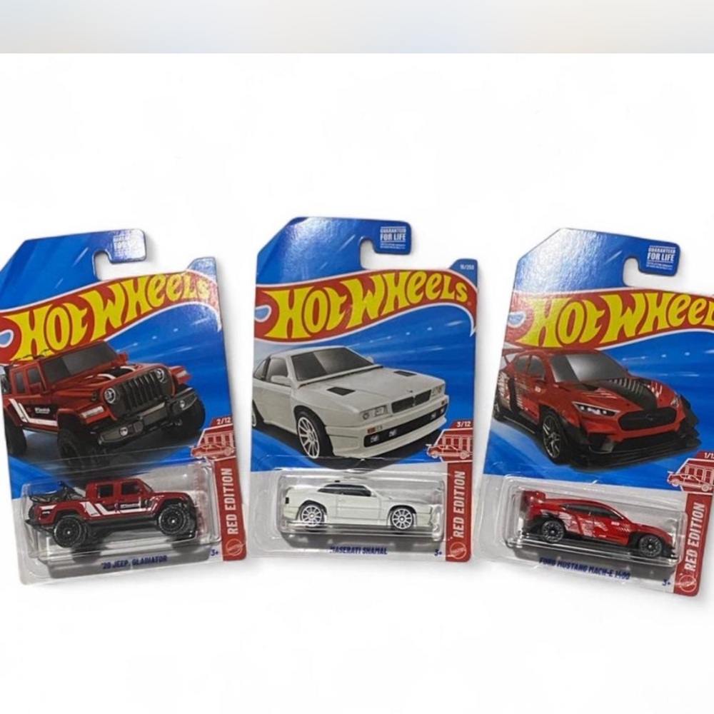 Hot Wheels Red Edition 2026 bundle Ford Mustang Jeep Gladiator and Maserati Sham